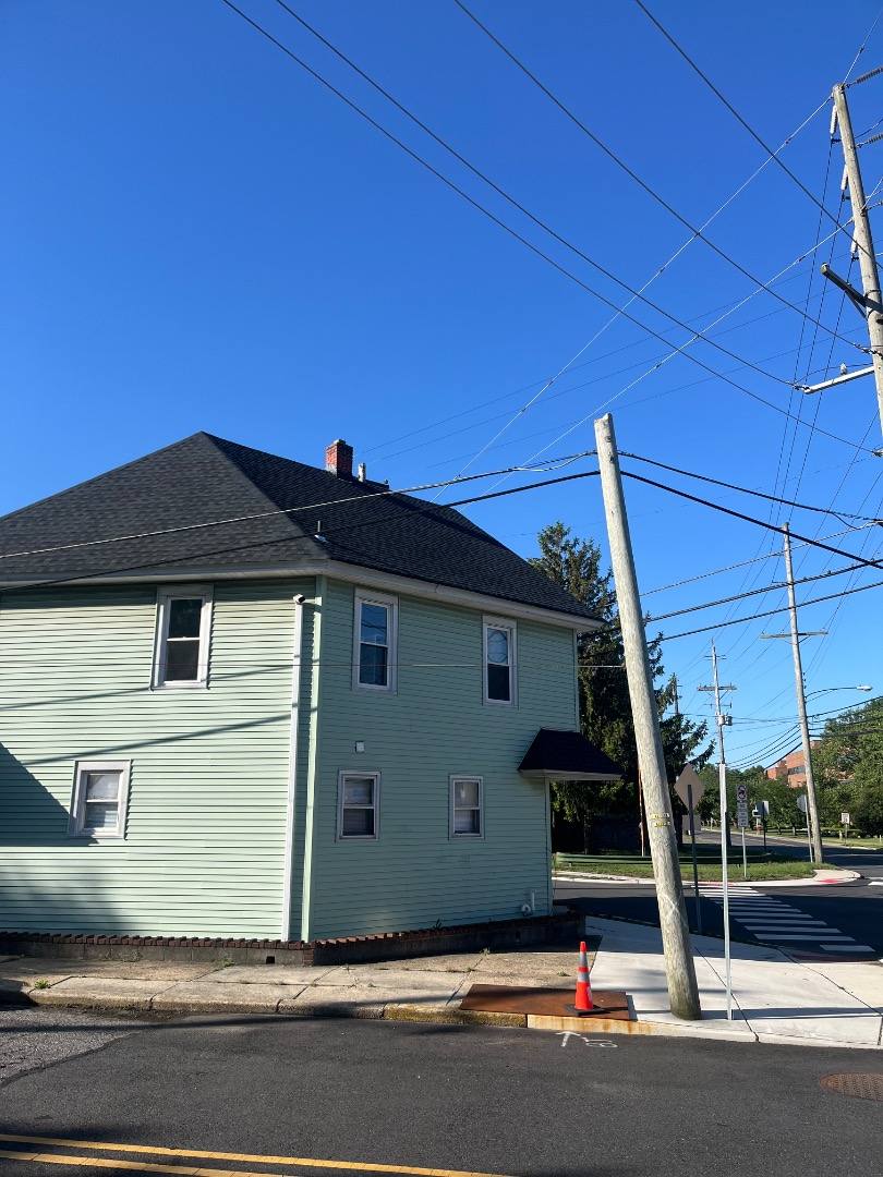 Apartment for rent at 503 N Delaware St #3, Paulsboro, NJ 08066