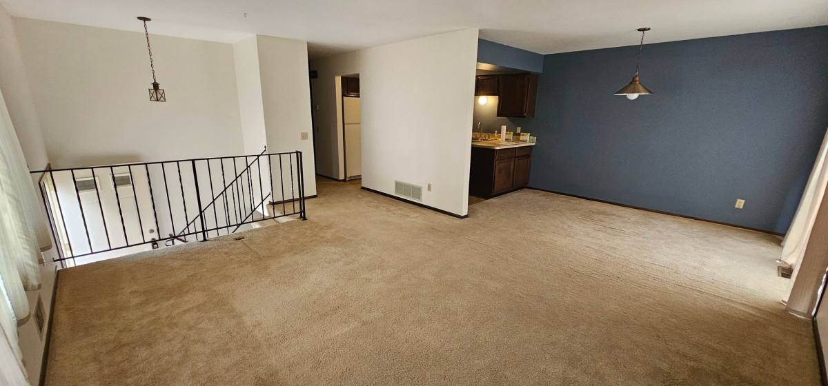 Townhouse for rent at 2870 Castleford Court, St. Paul, MN 55125
