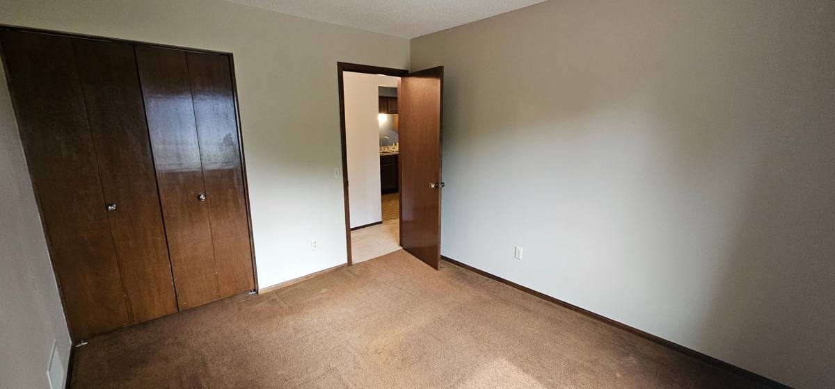 Townhouse for rent at 2870 Castleford Court, St. Paul, MN 55125