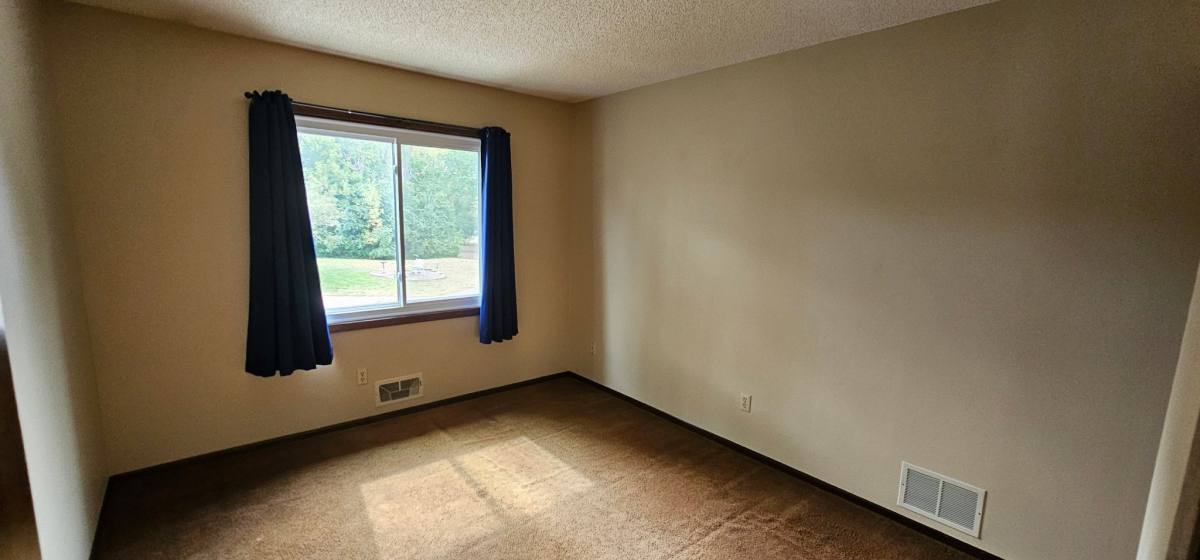 Townhouse for rent at 2870 Castleford Court, St. Paul, MN 55125