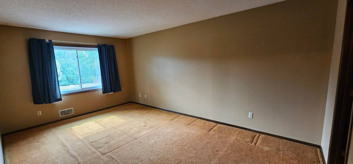 Townhouse for rent at 2870 Castleford Court, St. Paul, MN 55125