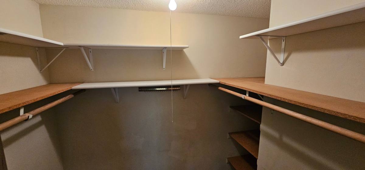 Townhouse for rent at 2870 Castleford Court, St. Paul, MN 55125