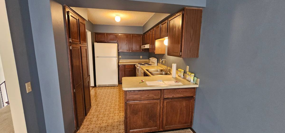 Townhouse for rent at 2870 Castleford Court, St. Paul, MN 55125
