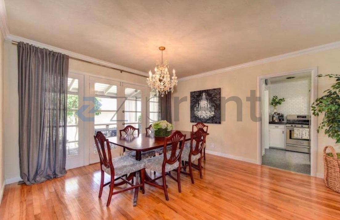 House for rent at 2648 Land Park Dr, Sacramento, CA 95818