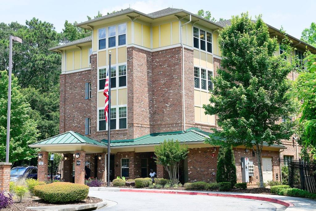 Apartment for rent at 345 Ashwood Ave SW, Atlanta, GA 30315