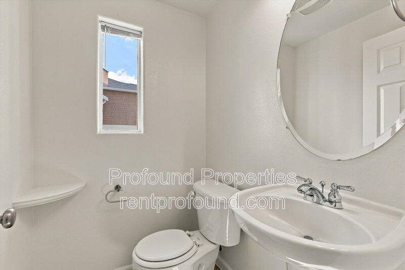 Townhouse for rent at 8630 SW 147th Terrace #103, Beaverton, OR 97007