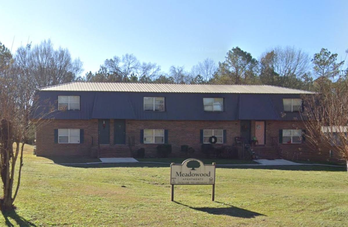 Apartment for rent at 671 Brecon Access Rd, Talladega, AL 35160