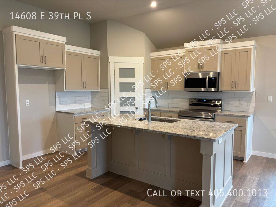 House for rent at 14608 E 39th Place S, Tulsa, OK 74134