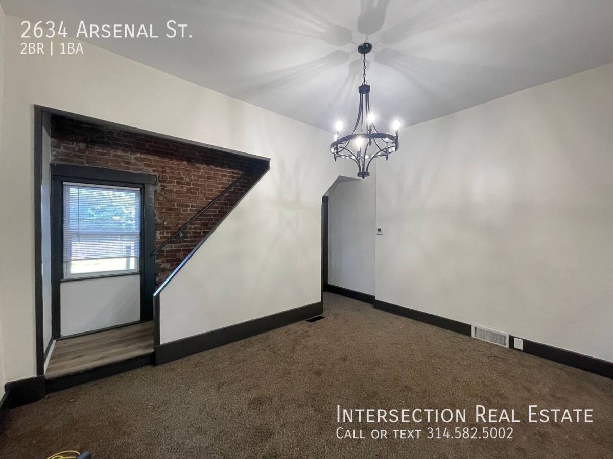 Townhouse for rent at 2634 Arsenal St, St. Louis, MO 63118
