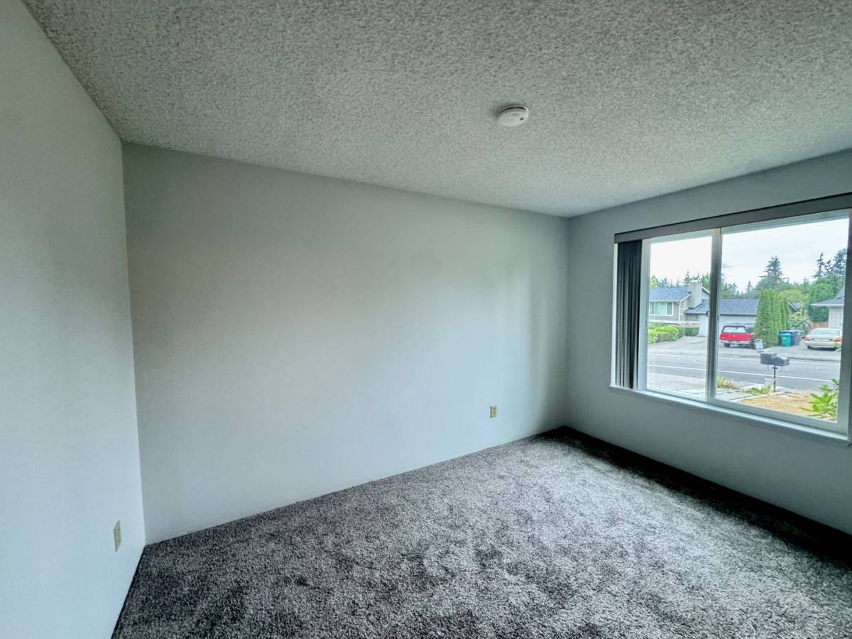 House for rent at 13617 SE Fairwood Blvd, Renton, WA 98058