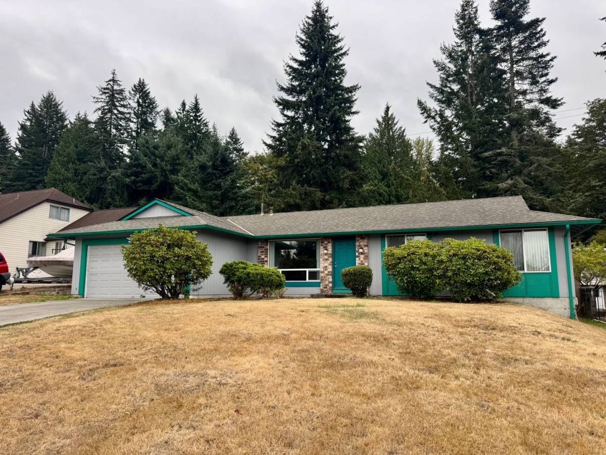 House for rent at 13617 SE Fairwood Blvd, Renton, WA 98058