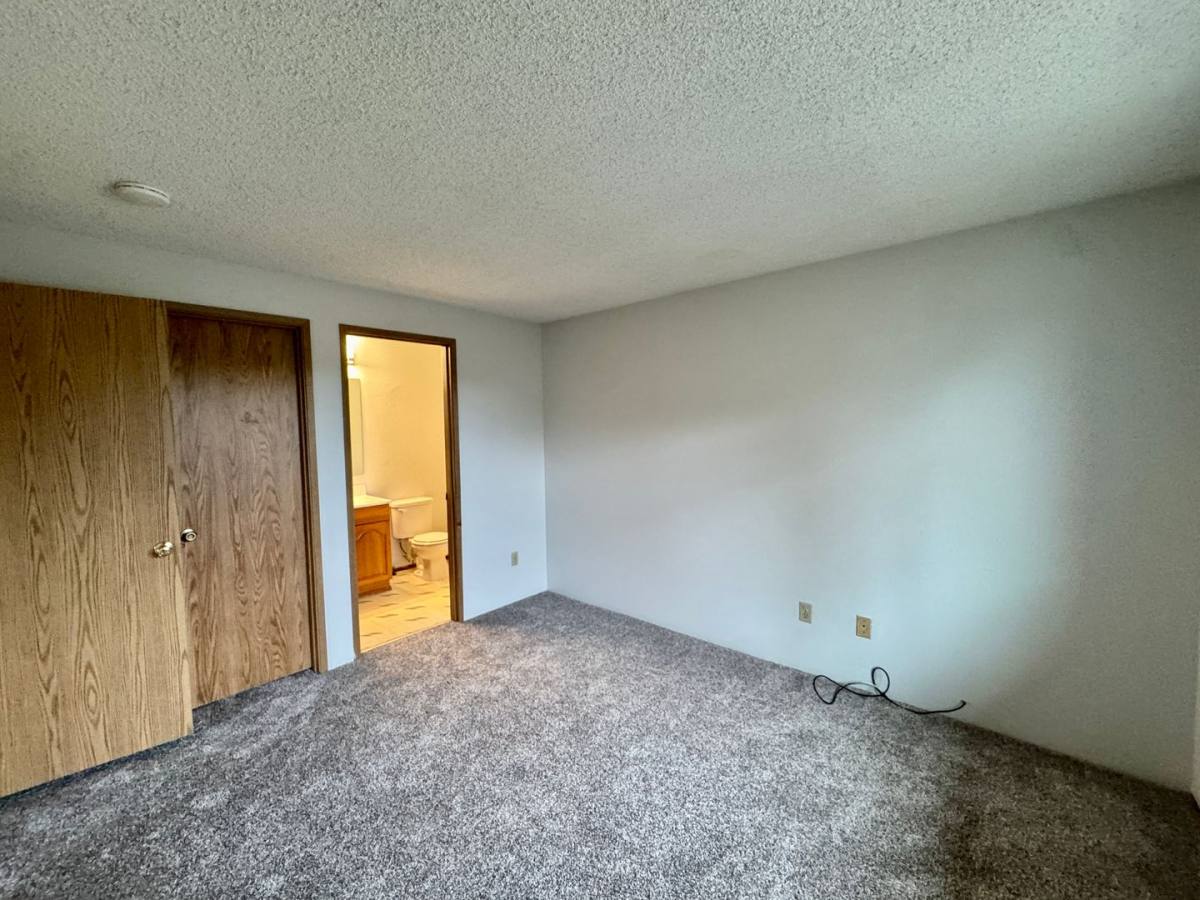 House for rent at 13617 SE Fairwood Blvd, Renton, WA 98058