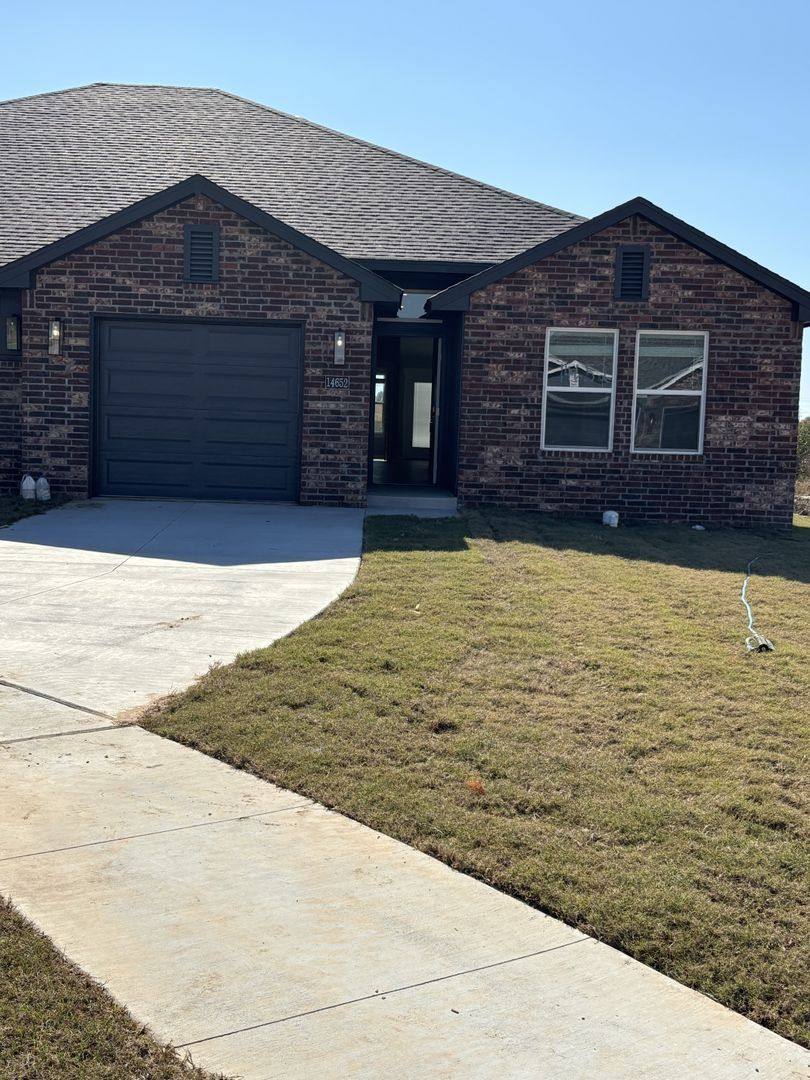 House for rent at 14652 E 39th Place S, Tulsa, OK 74134