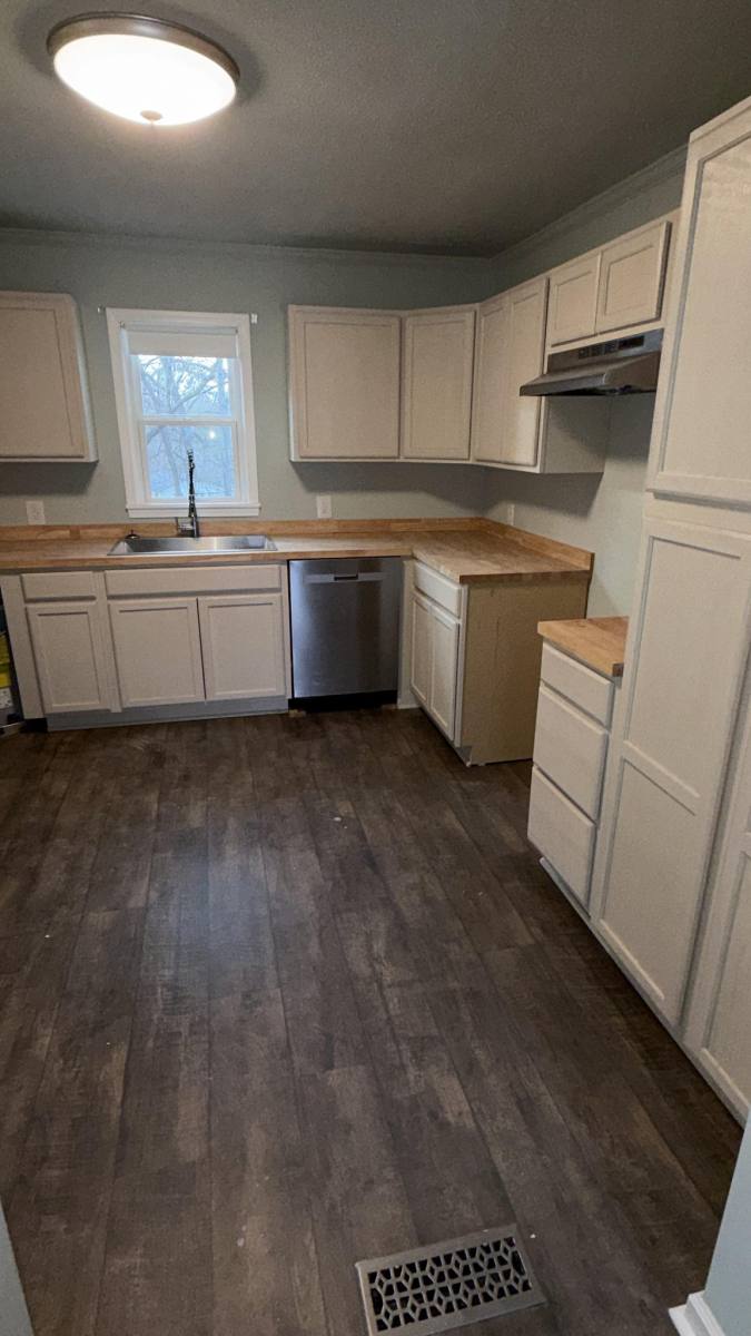 House for rent at 106 Hillcrest Dr, Bessemer City, NC 28016