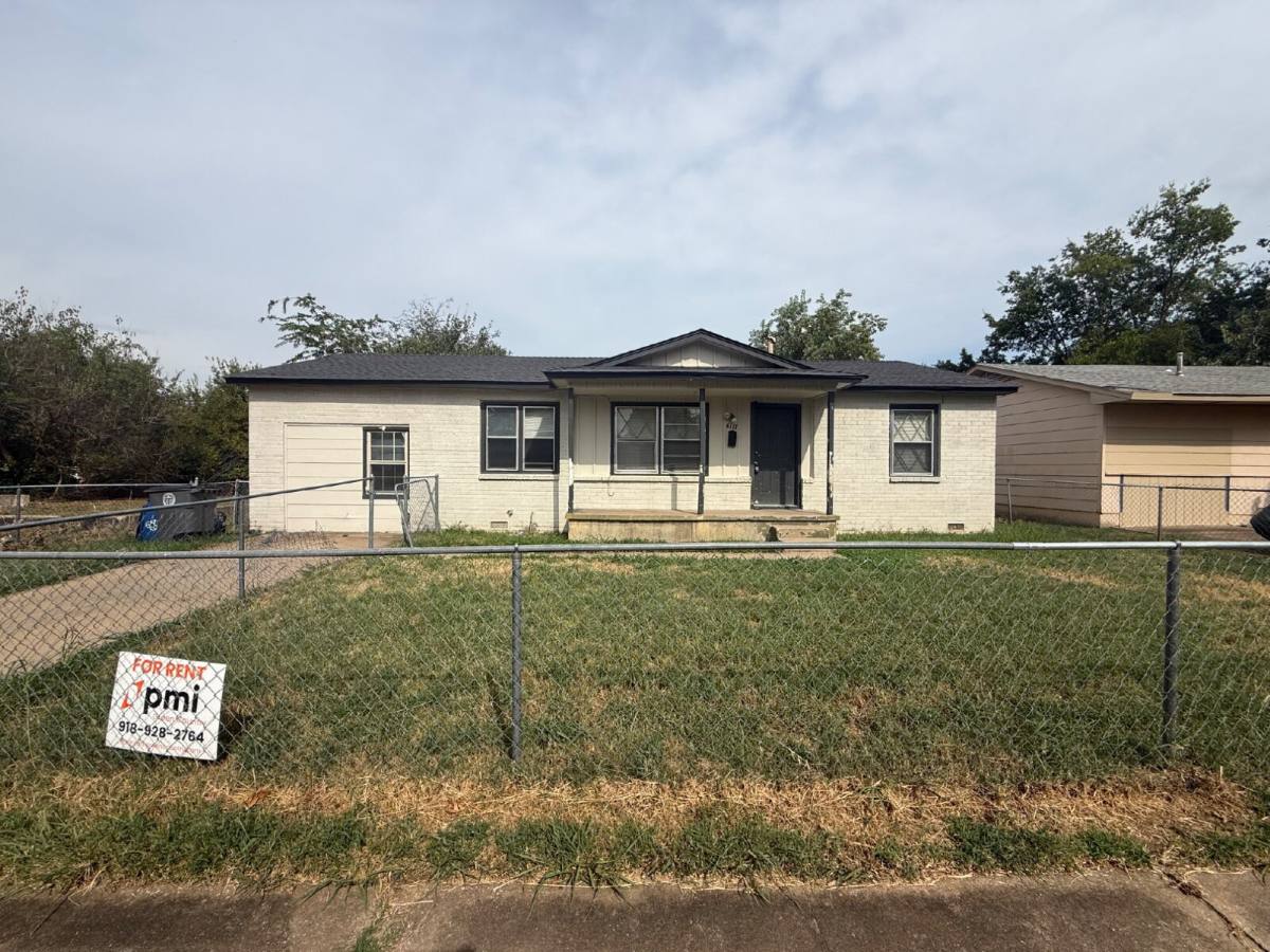 House for rent at 6117 N Main St, Tulsa, OK 74126