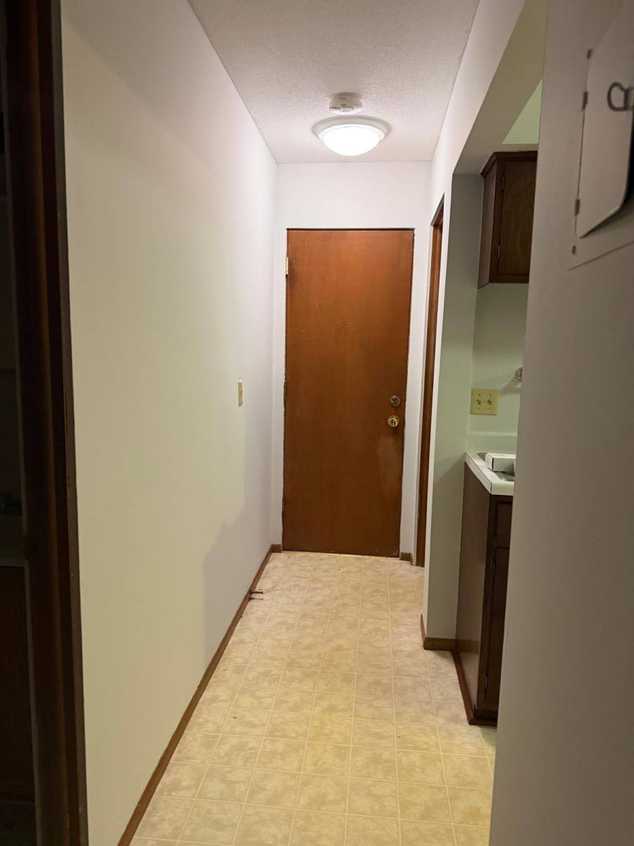 Apartment for rent at 4819 Azelia Ave N #6, Minneapolis, MN 55429