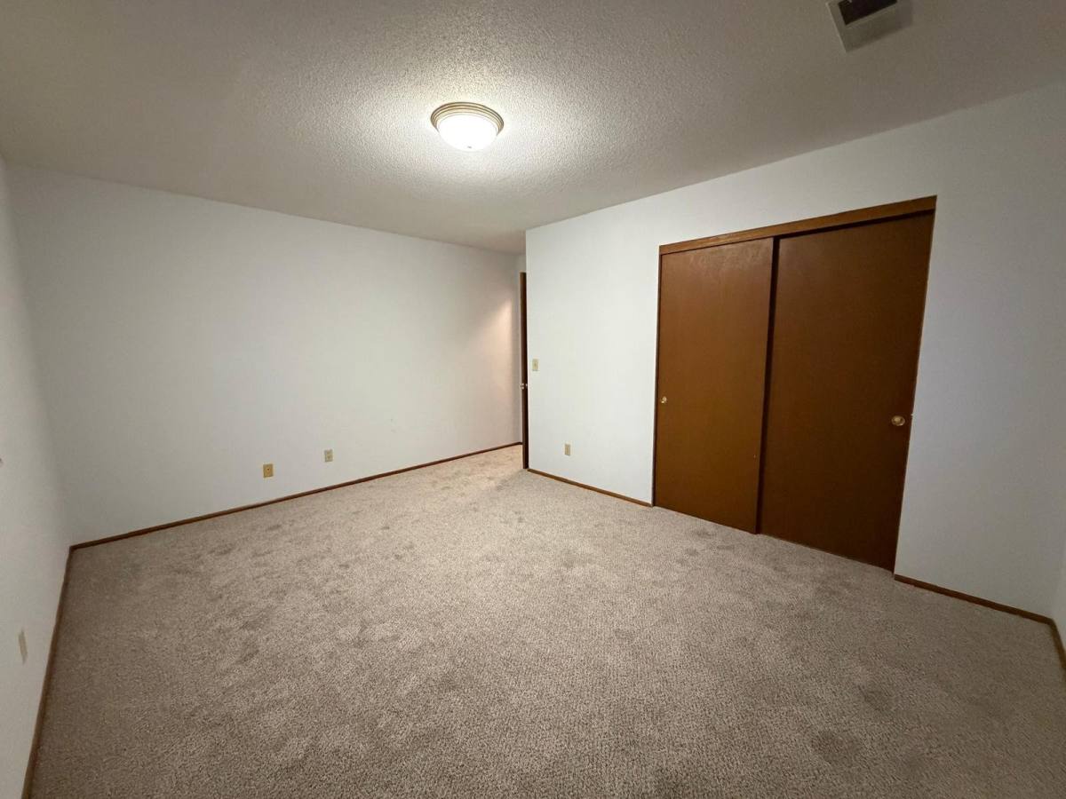 Apartment for rent at 4819 Azelia Ave N #6, Minneapolis, MN 55429