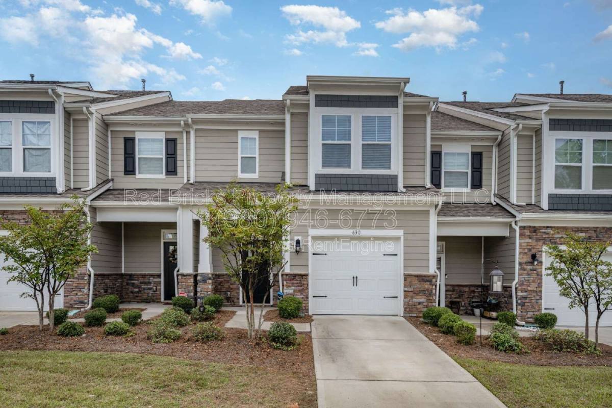 Townhouse for rent at 630 Cypress Glen Lane, Clover, SC 29710