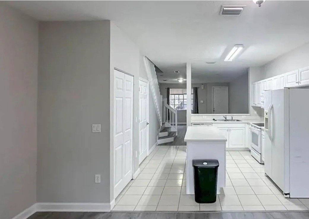 Townhouse for rent at 4157 Napoli Lake Dr, Palm Beach Gardens, FL 33410