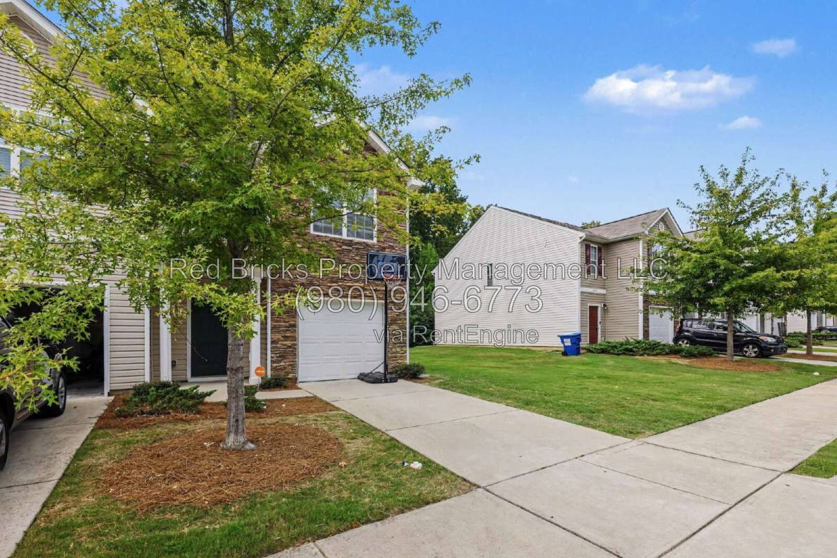 6049 Guildford Hill Lane, Charlotte, NC 28215 - Townhouse for Rent - Image 5