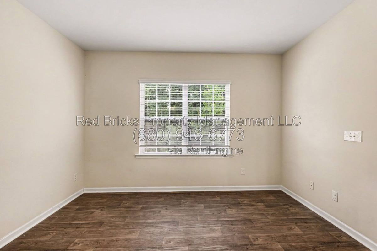 6049 Guildford Hill Lane, Charlotte, NC 28215 - Townhouse for Rent - Image 11