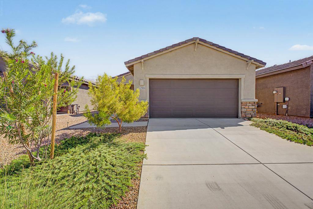 House for rent at 12584 E Caden Dr, Vail, AZ 85641