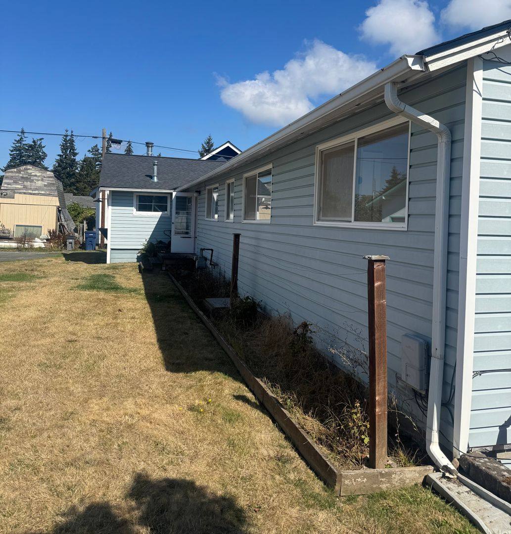 House for rent at 1014 I Ave, Anacortes, WA 98221