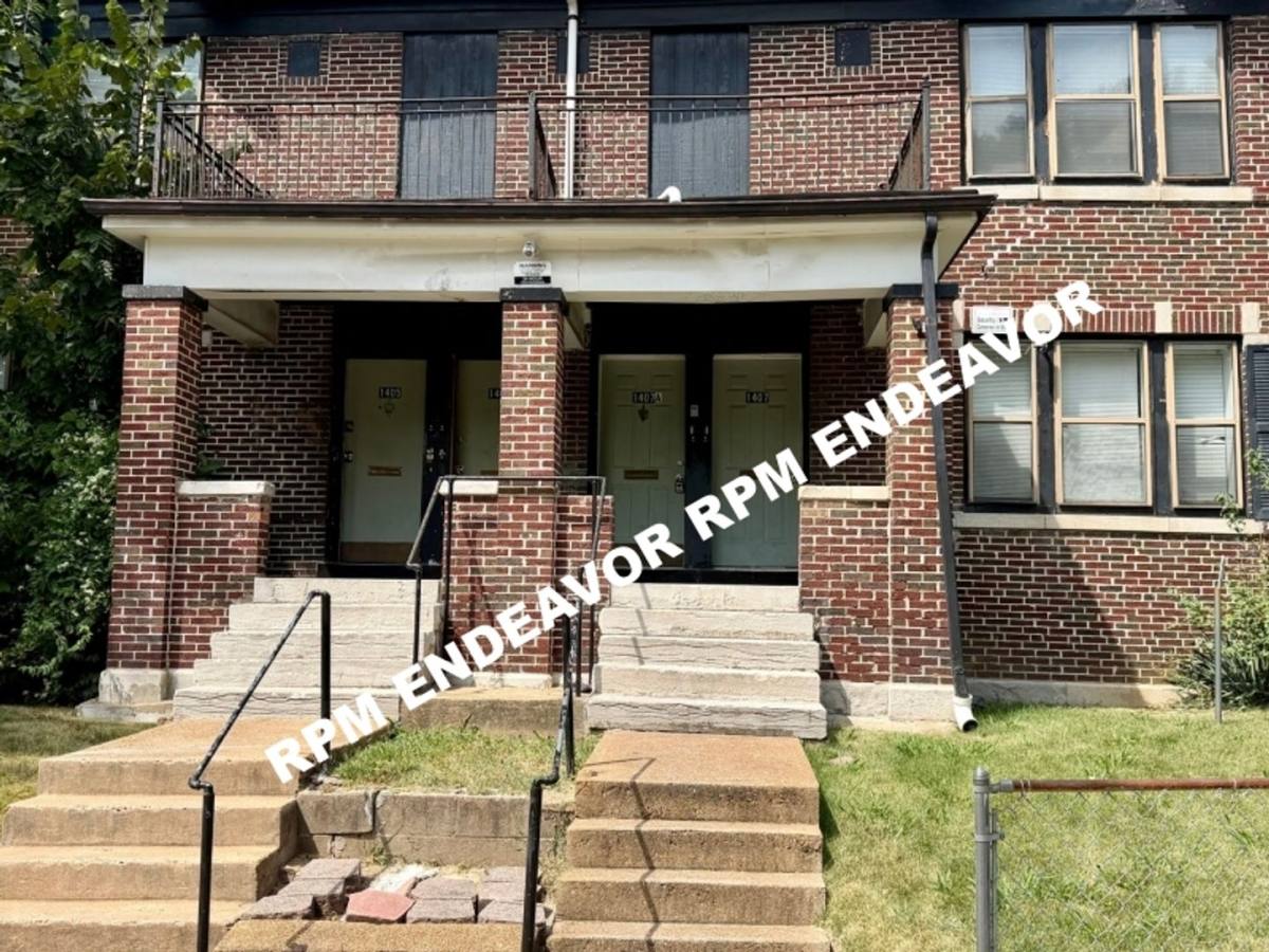 Apartment for rent at 1405 - 1407 Rowan Ave, St. Louis, MO 63112