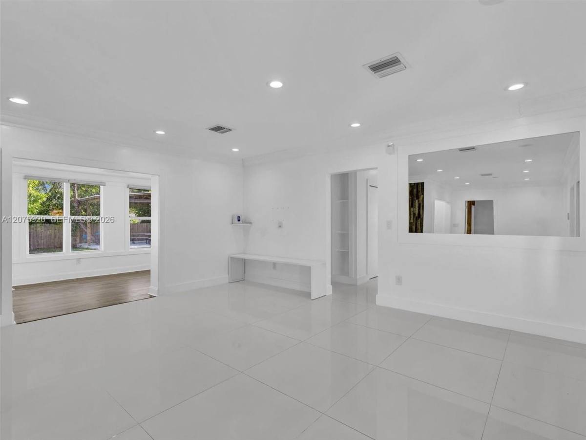 1647 NE 146th St, North Miami, FL 33181 - House for Rent - Image 6