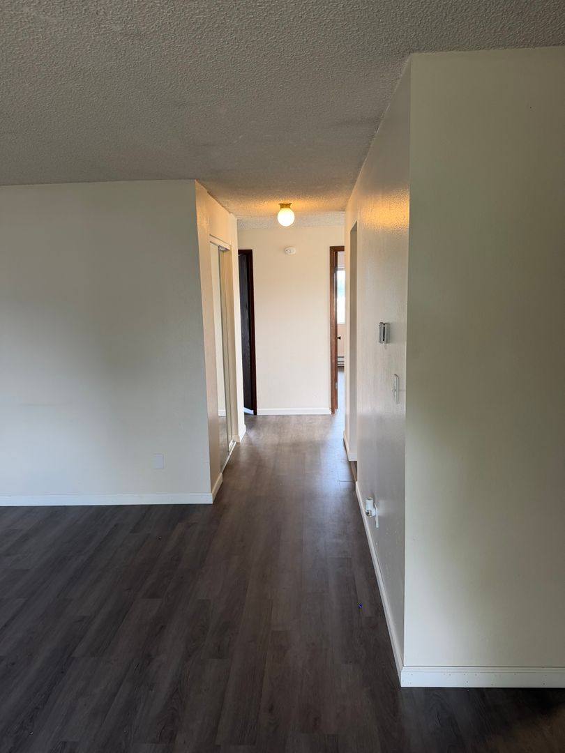 Apartment for rent at 210 N 15th St, Mount Vernon, WA 98273