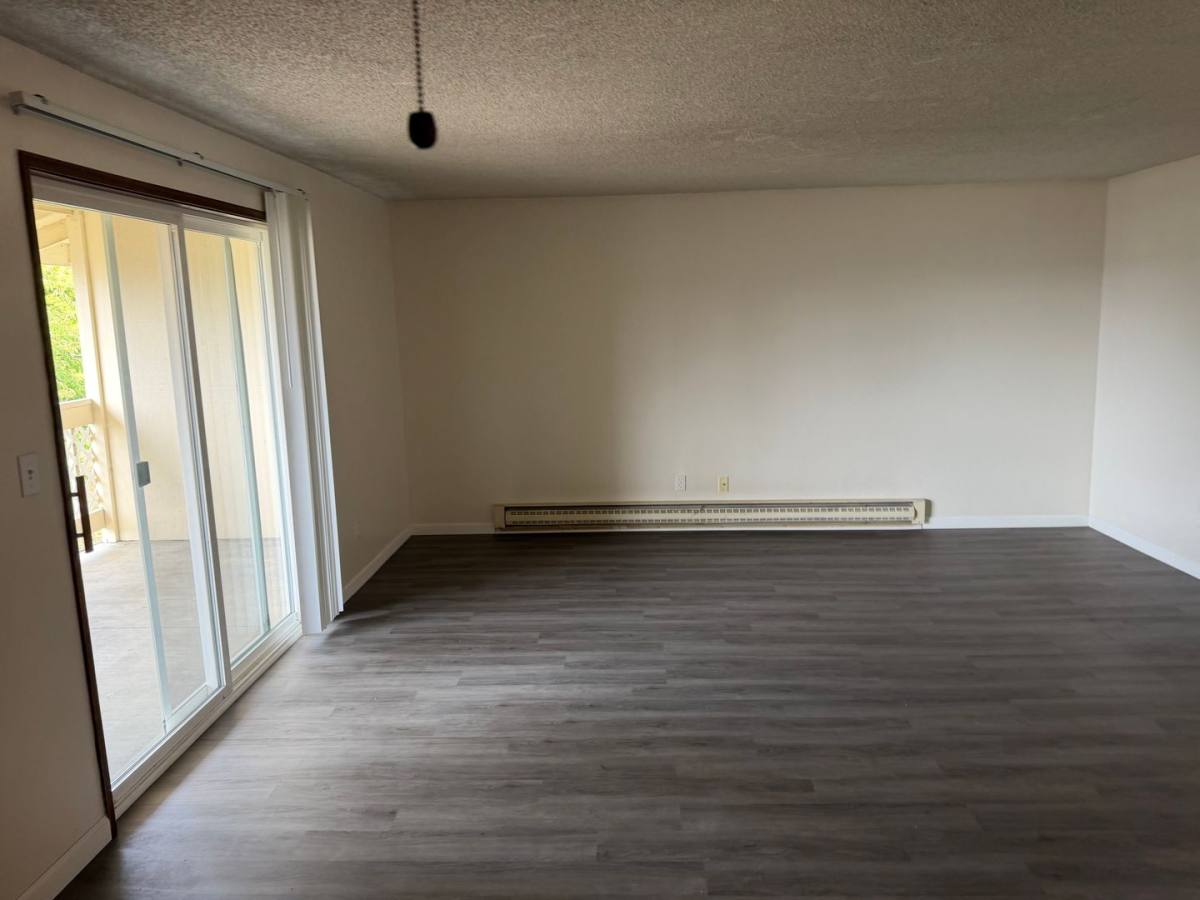 Apartment for rent at 210 N 15th St, Mount Vernon, WA 98273