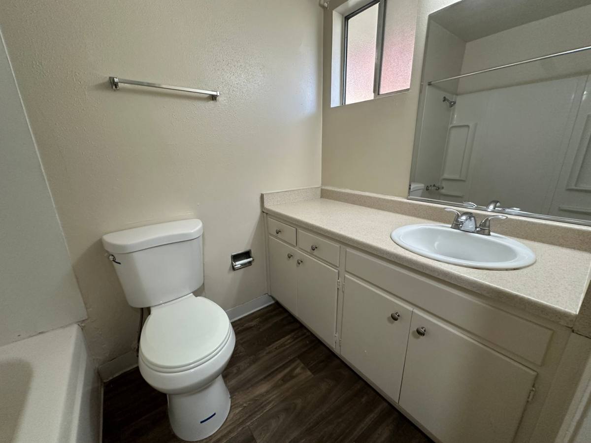North Haven, 1821 Tully Rd, Modesto, CA 95350 - Apartment for Rent - Image 8