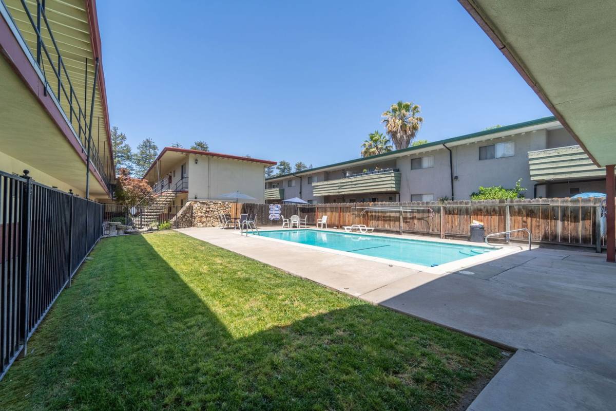 North Haven, 1821 Tully Rd, Modesto, CA 95350 - Apartment for Rent - Image 10