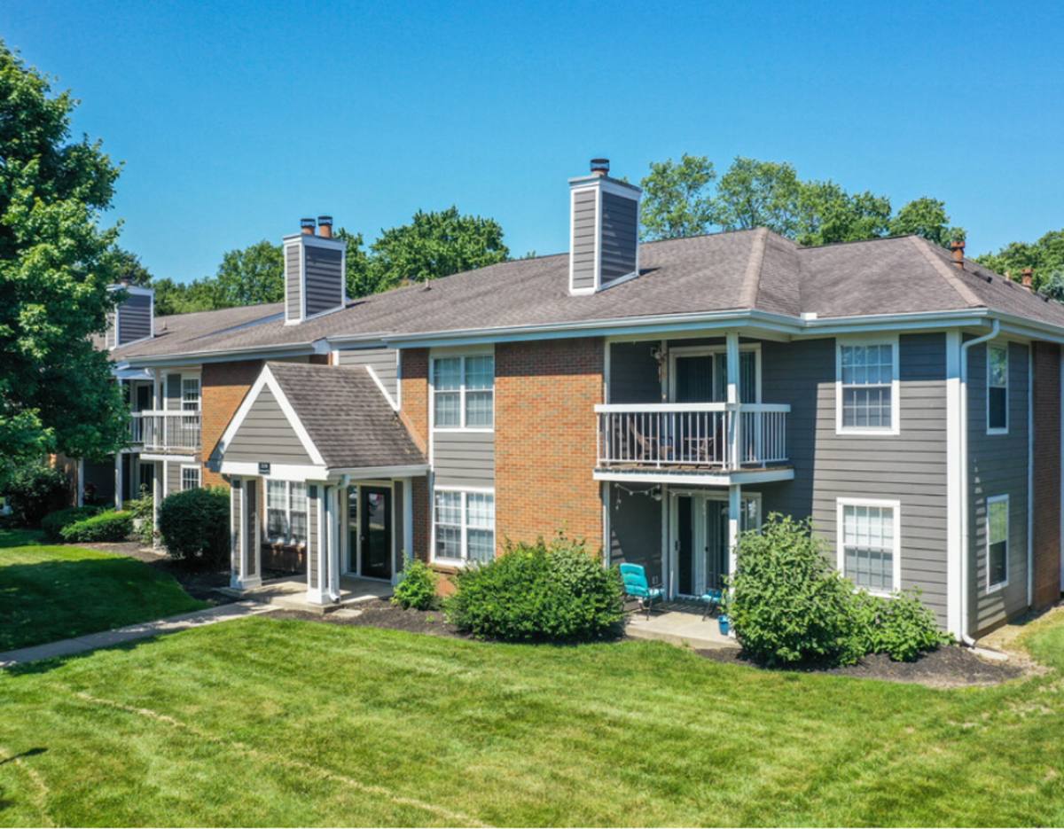 Apartment for rent at 2134 Bentwood Circle, 1B, Columbus, OH 43235