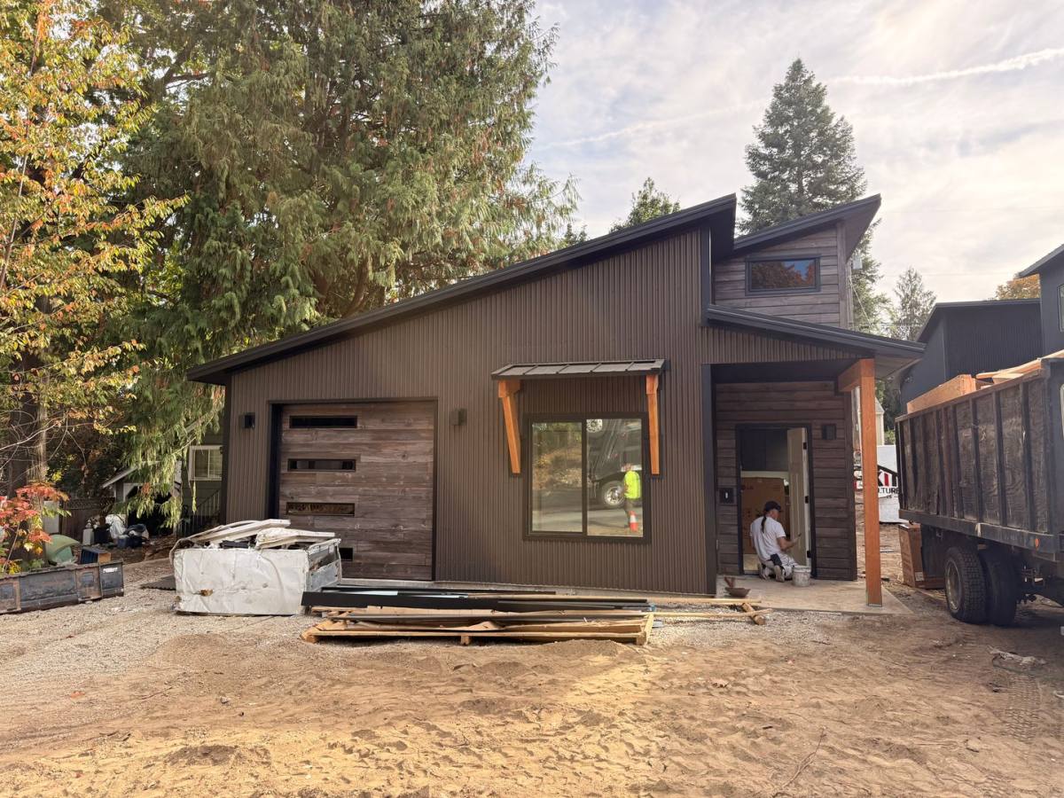 House for rent at 906 E Hastings Ave, Coeur d'Alene, ID 83814