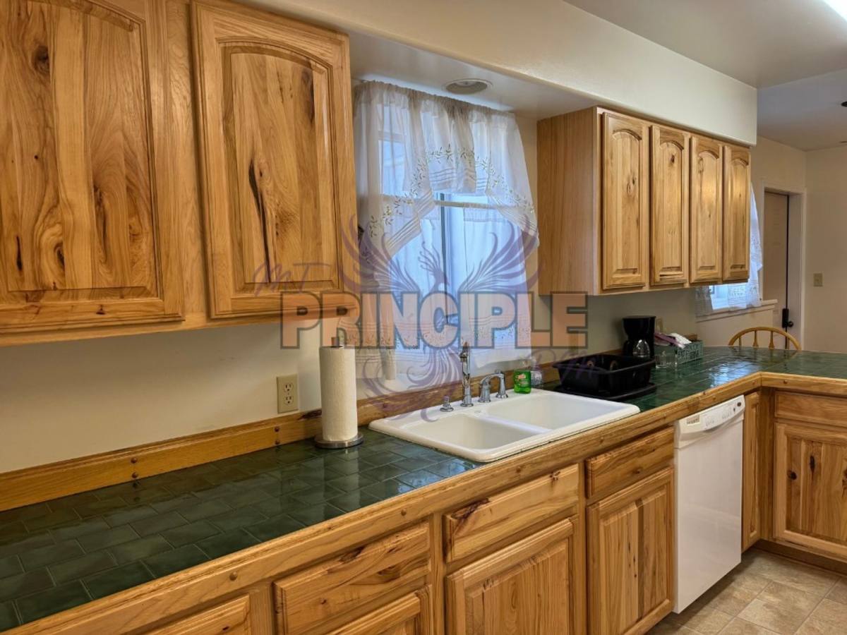 Apartment for rent at 15 Penney Lane, Butte, MT 59701