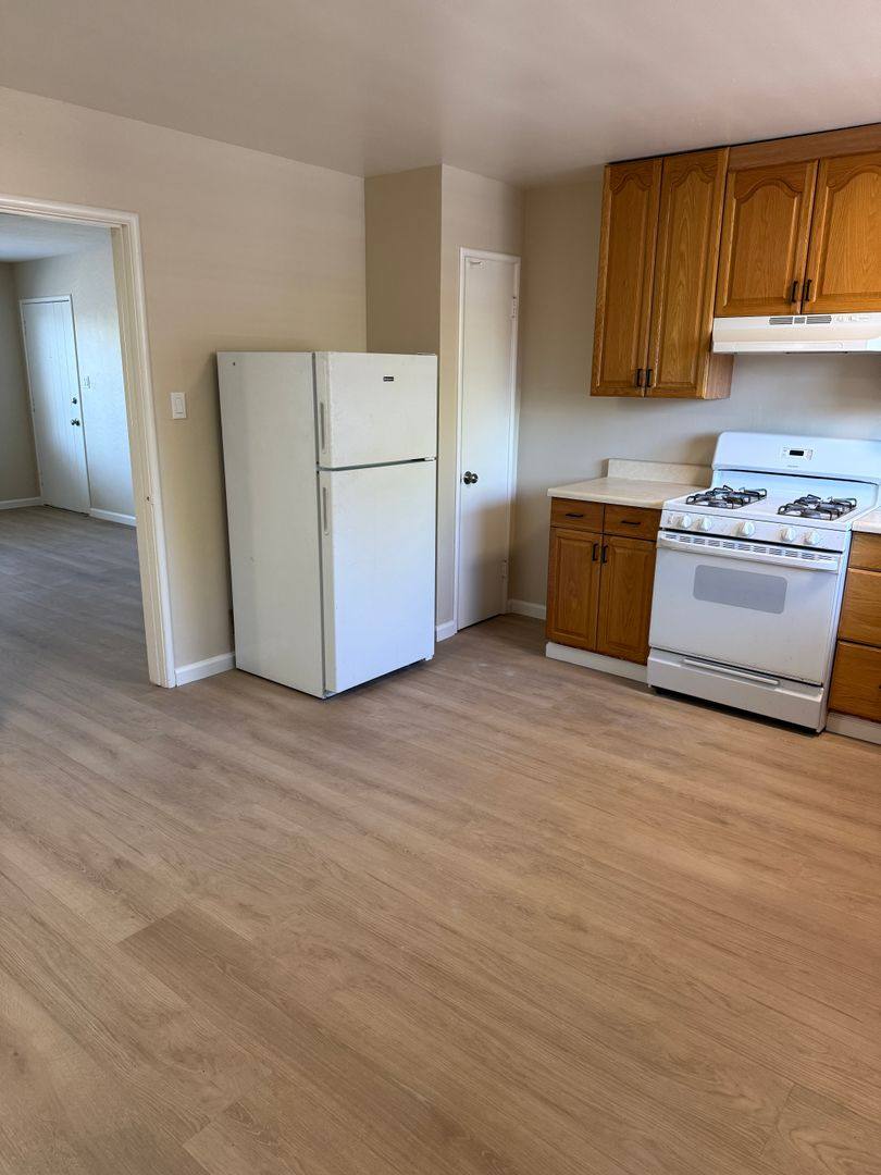 Apartment for rent at 1952 Bellomy St, Santa Clara, CA 95050