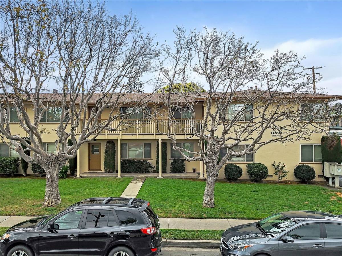 Apartment for rent at 1952 Bellomy St, Santa Clara, CA 95050