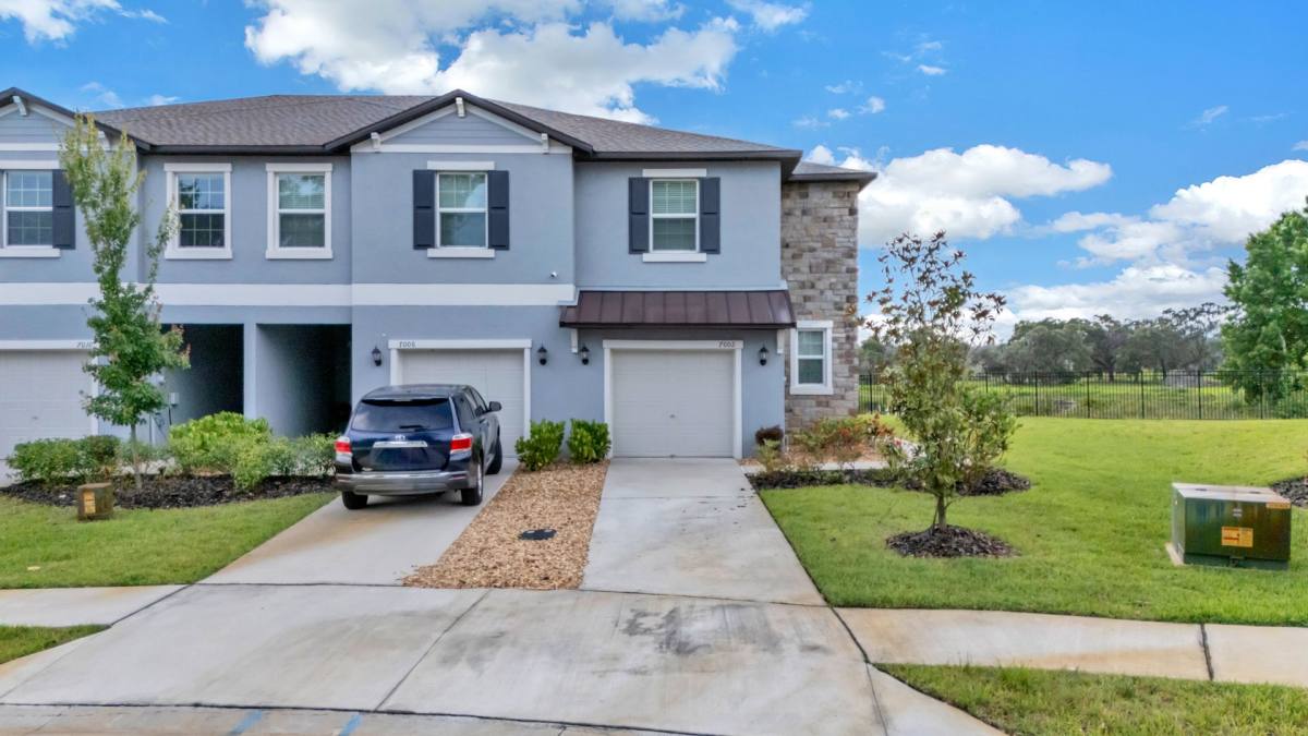 Townhouse for rent at 7002 Ripple Pond Lp, Zephyrhills, FL 33541