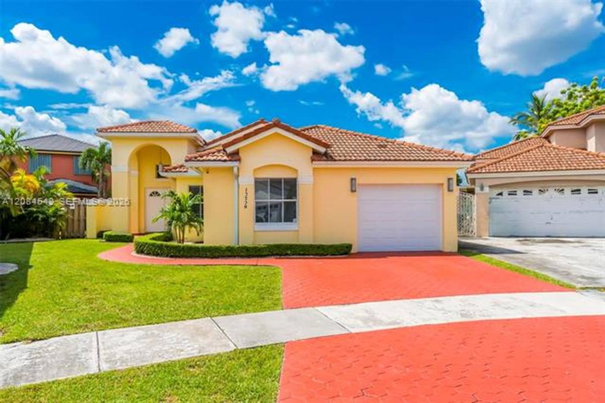 House for rent at 13230 NW 8th Terrace, Miami, FL 33182
