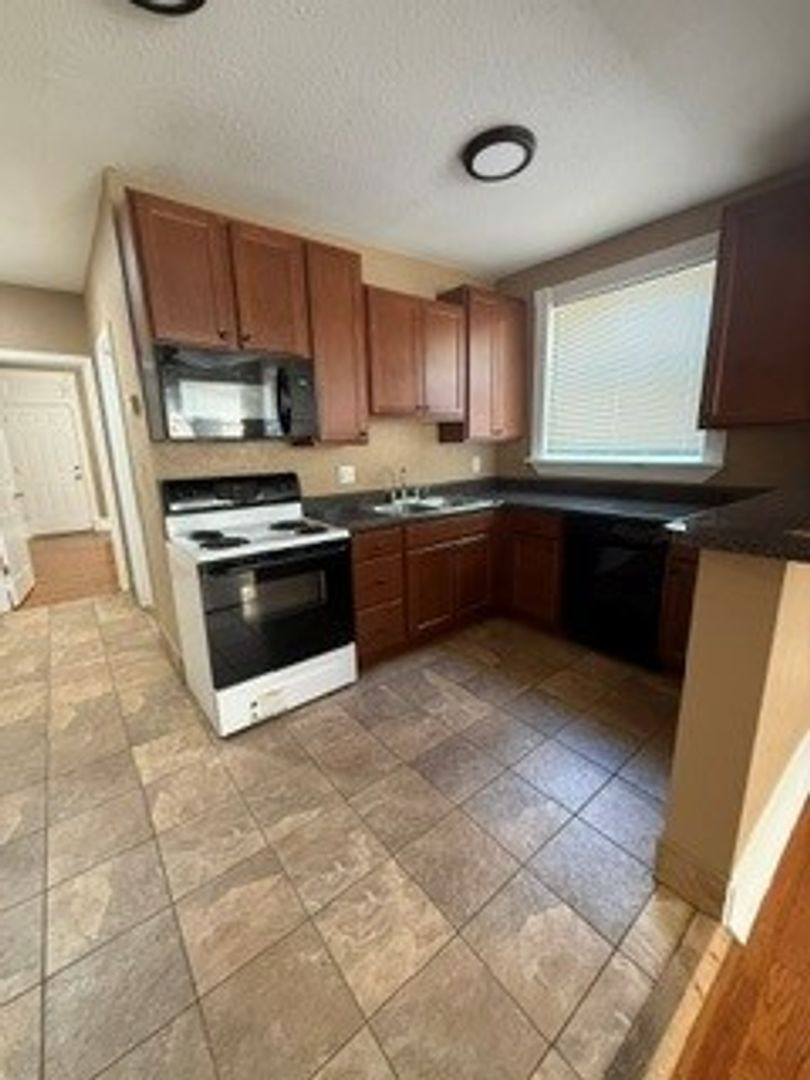 Apartment for rent at 4109-11 Potomac St, St. Louis, MO 63116