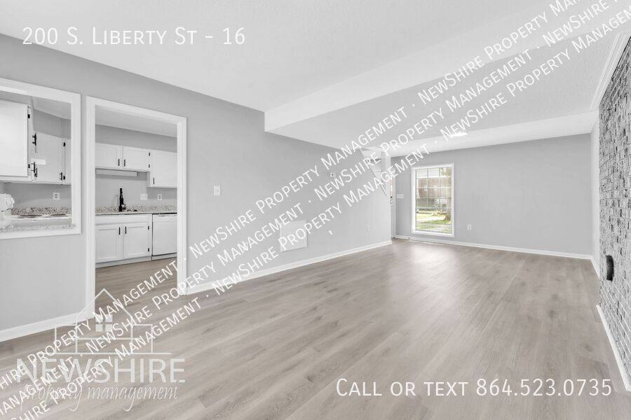 Townhouse for rent at 200 S Liberty St #16, Spartanburg, SC 29306