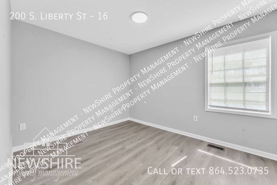 Townhouse for rent at 200 S Liberty St #16, Spartanburg, SC 29306