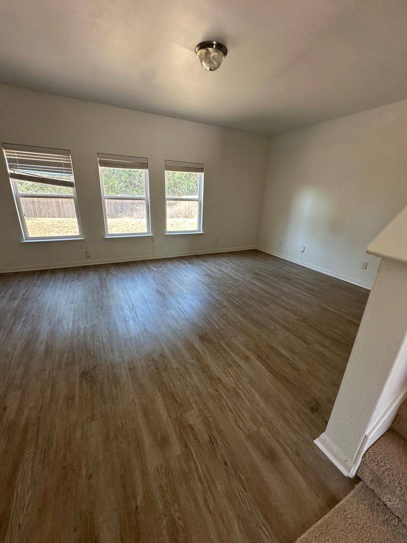 House for rent at 14112 Indian Wells Rd, Dallas, TX 75253