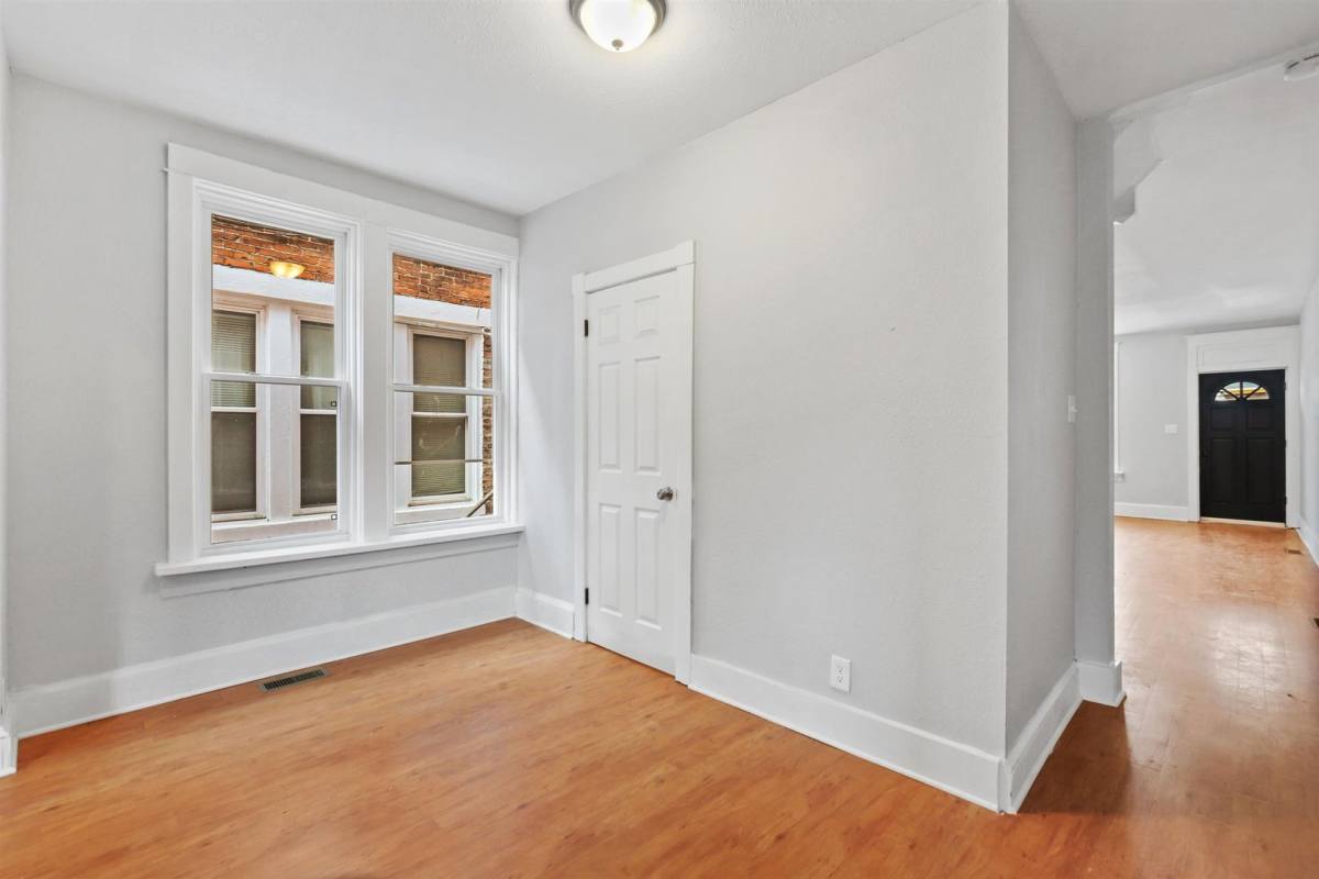 House for rent at 2626 N 6th St, Harrisburg, PA 17110