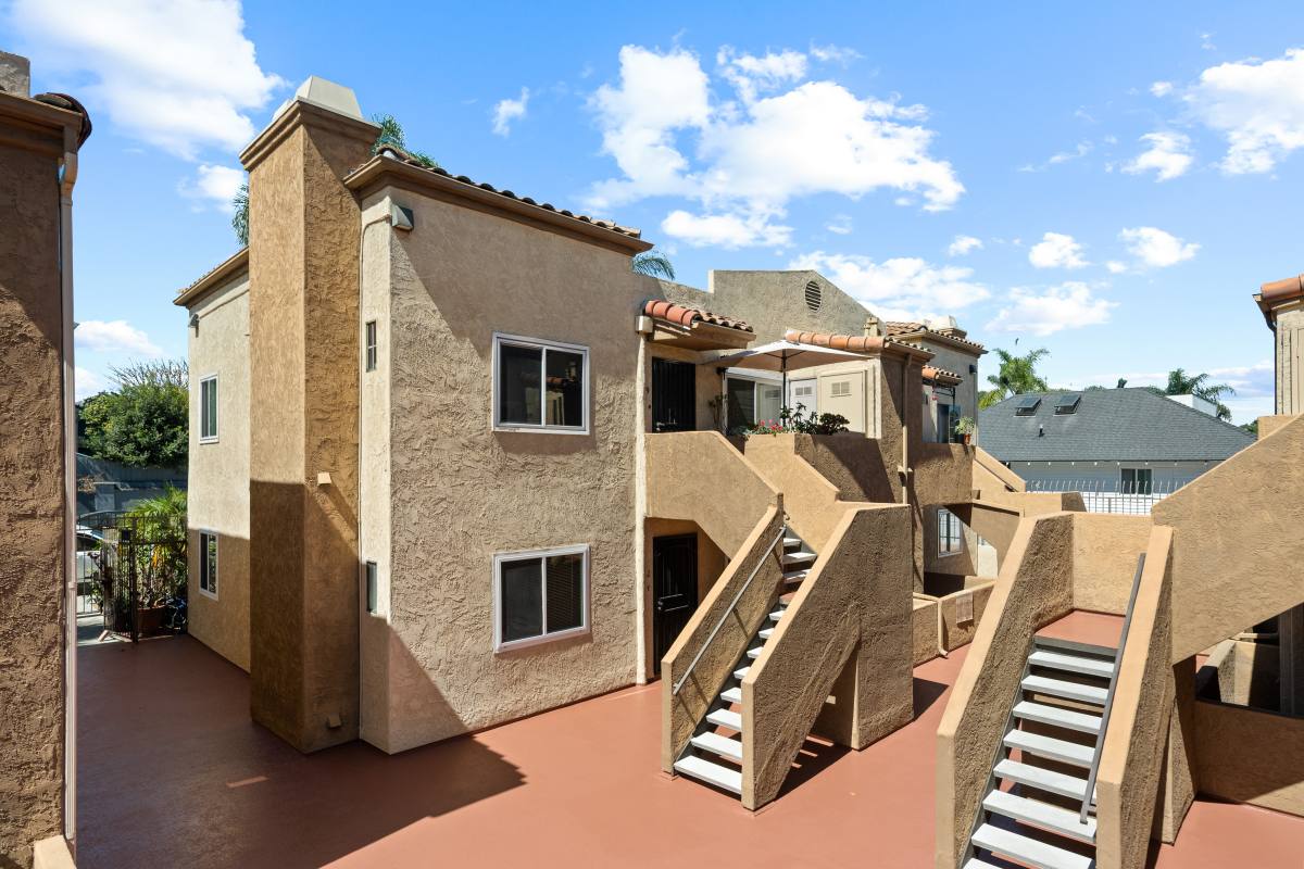 Apartment for rent at 2608 Broadway #2, San Diego, CA 92102