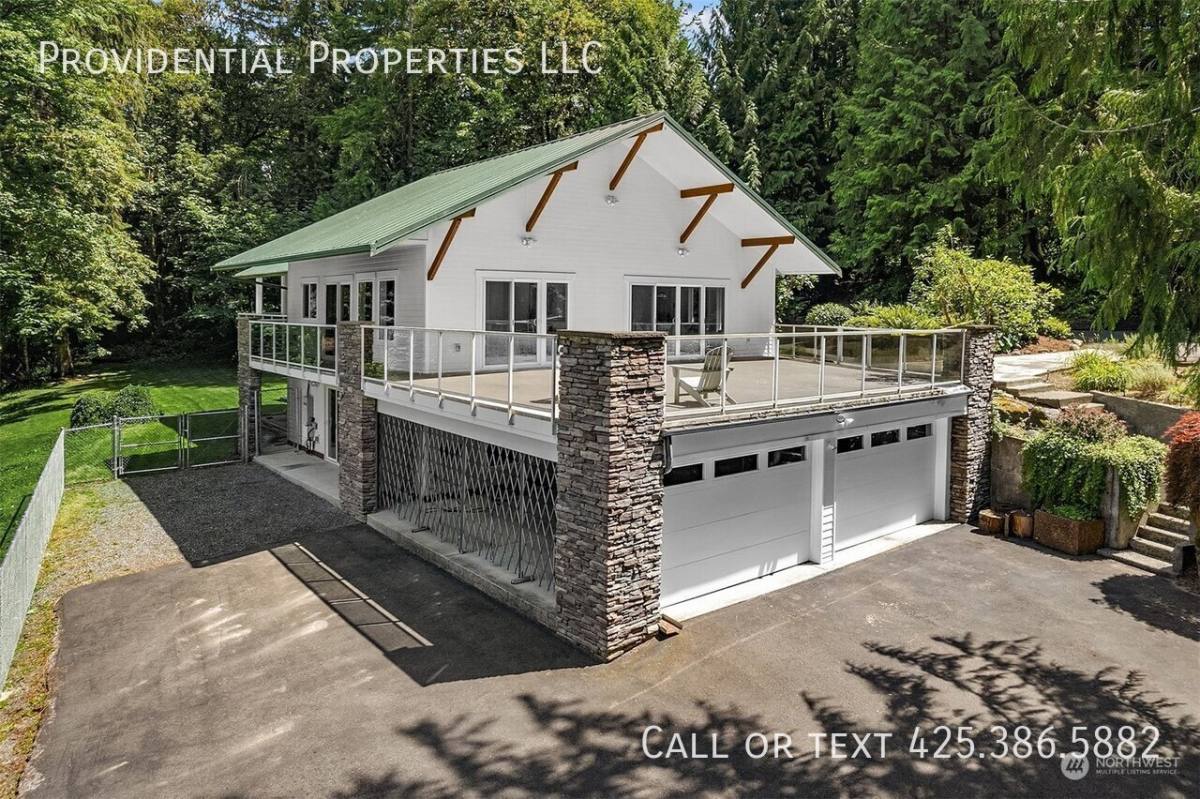 House for rent at 1722 264th Ave NE, Redmond, WA 98053