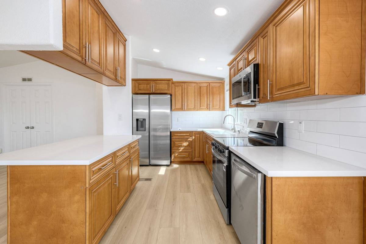 House for rent at 2241 Meadow Lark Dr, San Diego, CA 92123