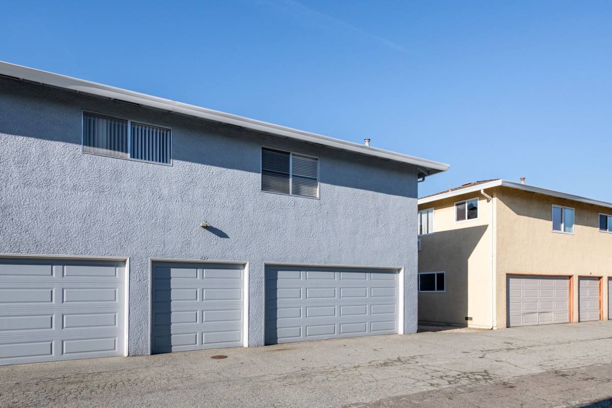 Apartment for rent at 235 Washington St, Santa Clara, CA 95050