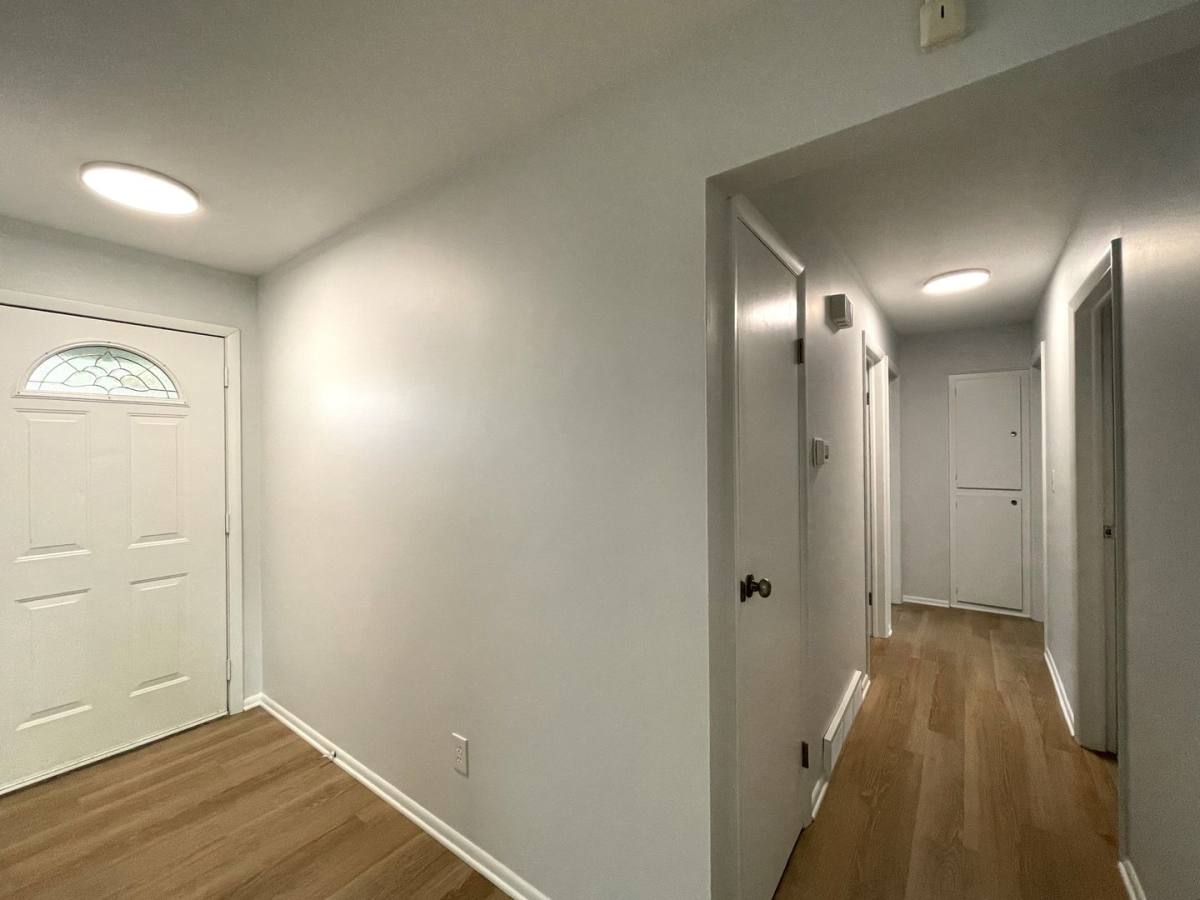Apartment for rent at 1700 Elaine Rd, Columbus, OH 43227